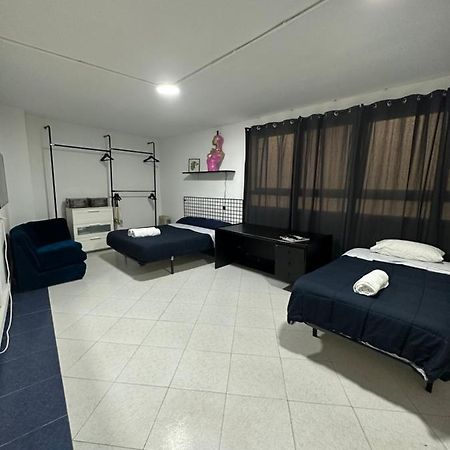 מדריד Apartamentos Mediavilla מראה חיצוני תמונה
