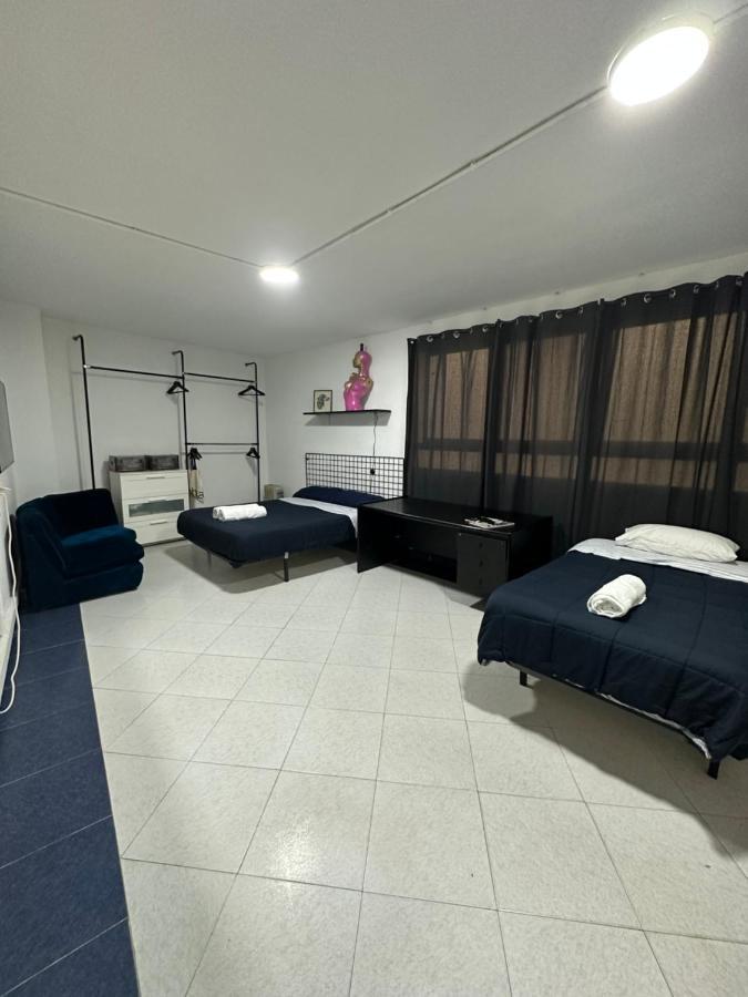 מדריד Apartamentos Mediavilla מראה חיצוני תמונה